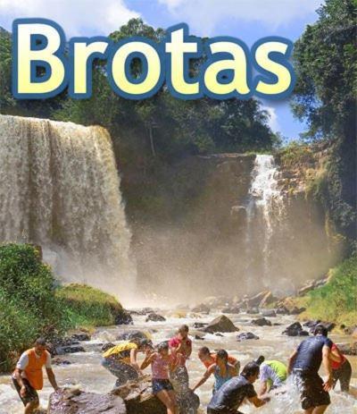 Espaco Alvorada Com Banheira ,Agendamento Das Atividades, Cafe Da Manha No Centro Brotas Exterior foto